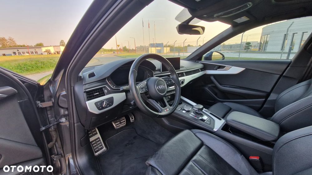 Audi A4 Limousine - 13