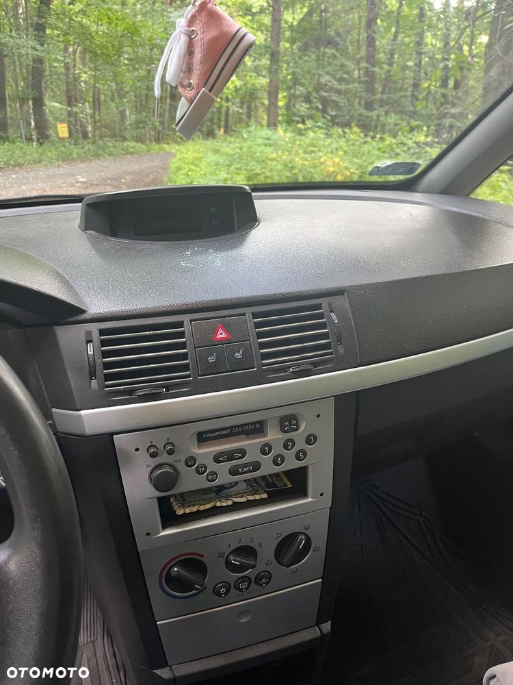 Opel Meriva - 10