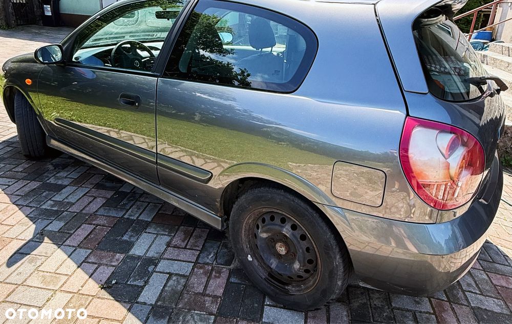 Nissan Almera - 8