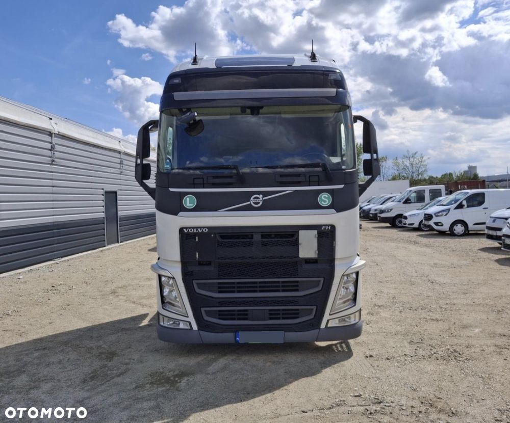 Volvo FH 500 XXL LOW DECK MEGA / TYLKO 616 412 KM PARK COOL / KLIMA POSTOJOWA / NOWY TACHOGRAF GEN2v2 / ORYGINALNY PRZEBIEG / NAJWYŻSZA KABINA XXL / 2 ZBIORNIKI PALIWOWE / CAŁE NA PODUSZCE / 2018 ROK !! - 3