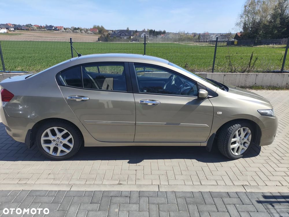 Honda City 1.4 Elegance - 2
