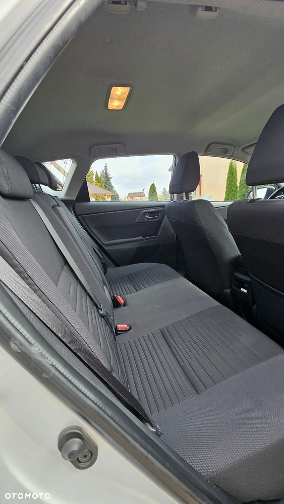 Toyota Auris 1.6 Comfort - 21