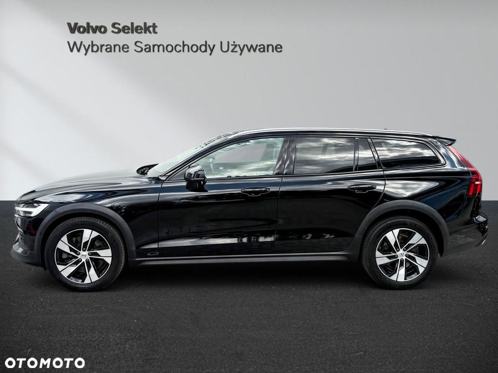 Volvo V60 Cross Country - 6
