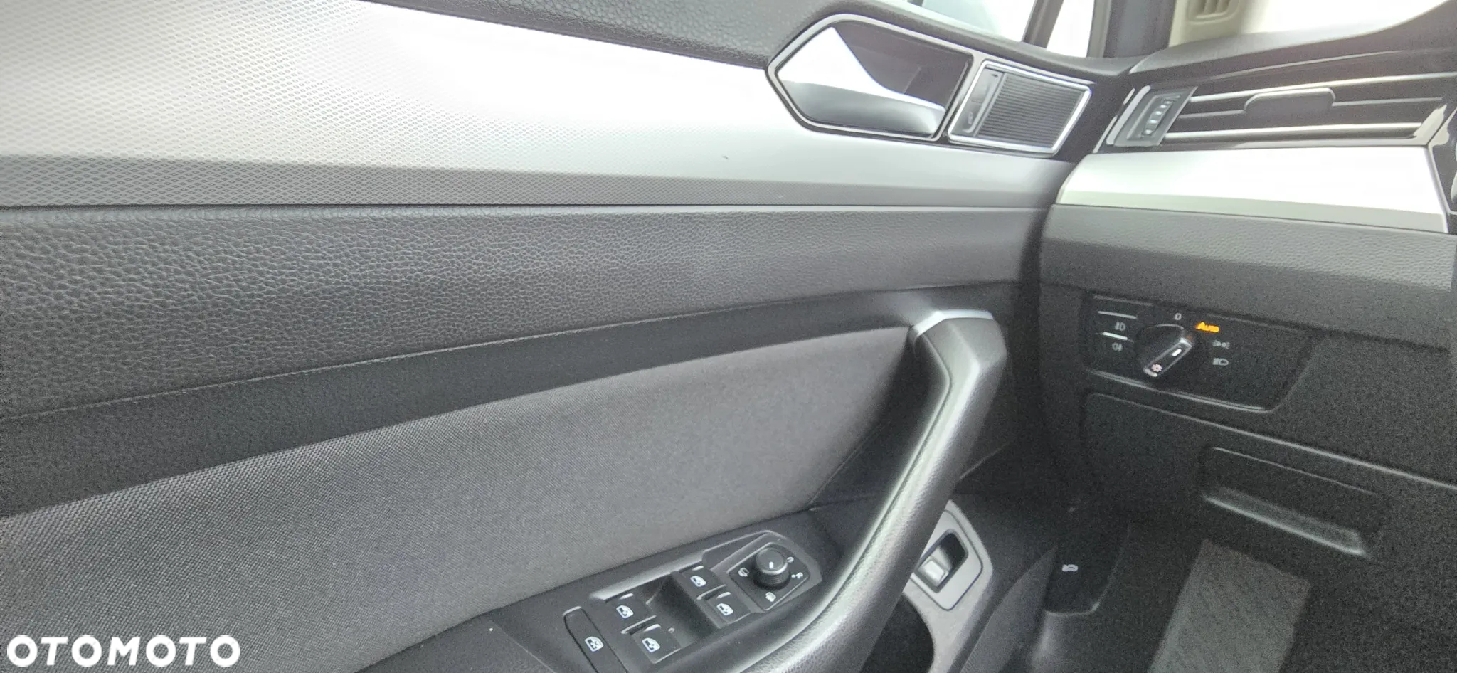 Volkswagen Passat 2.0 TDI BMT Comfortline DSG - 12