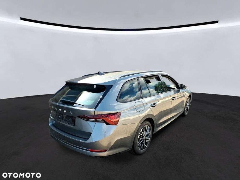 Skoda Octavia - 4
