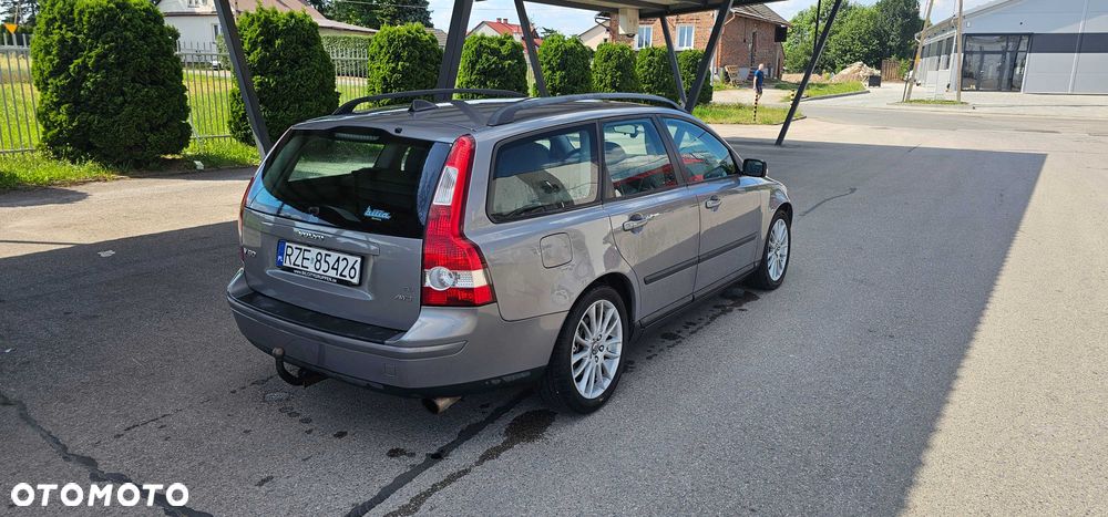 Volvo V50 - 1