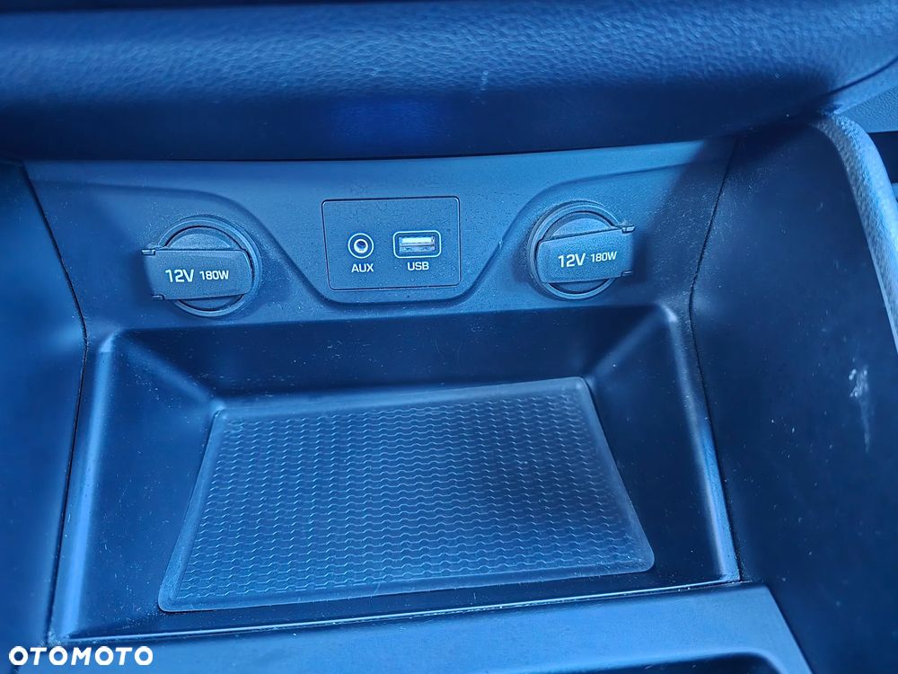 Hyundai Tucson 2.0 CRDI 4WD Automatik Style - 29