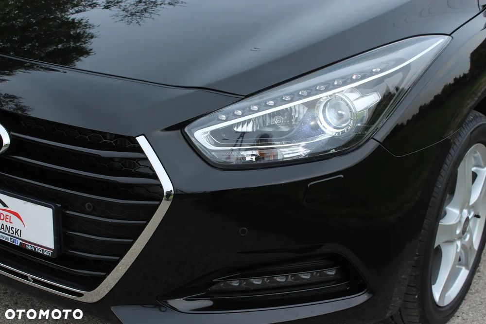 Hyundai i40 Kombi 1.7 CRDi DCT Premium - 6