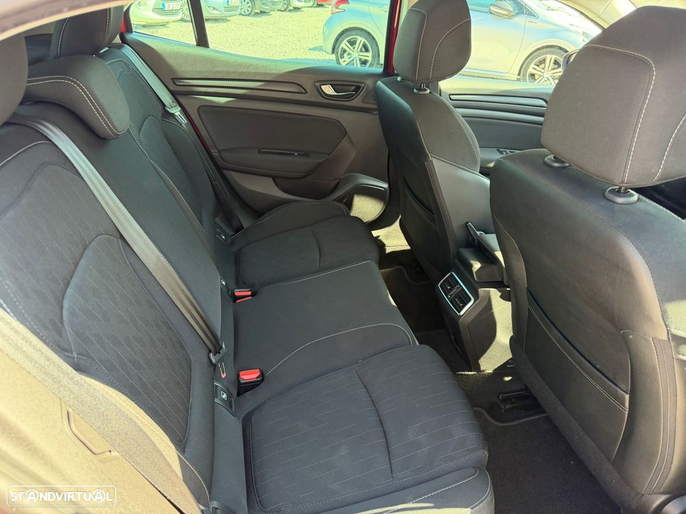 Renault Mégane 1.5 Blue dCi Limited J17 - 14