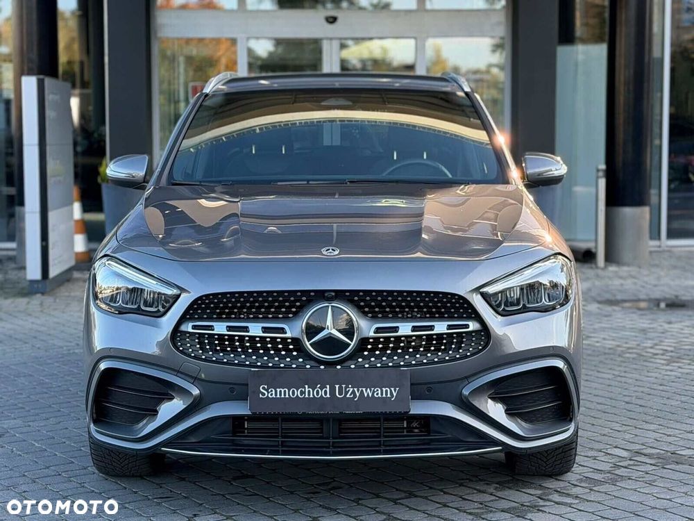 Mercedes-Benz GLA - 3