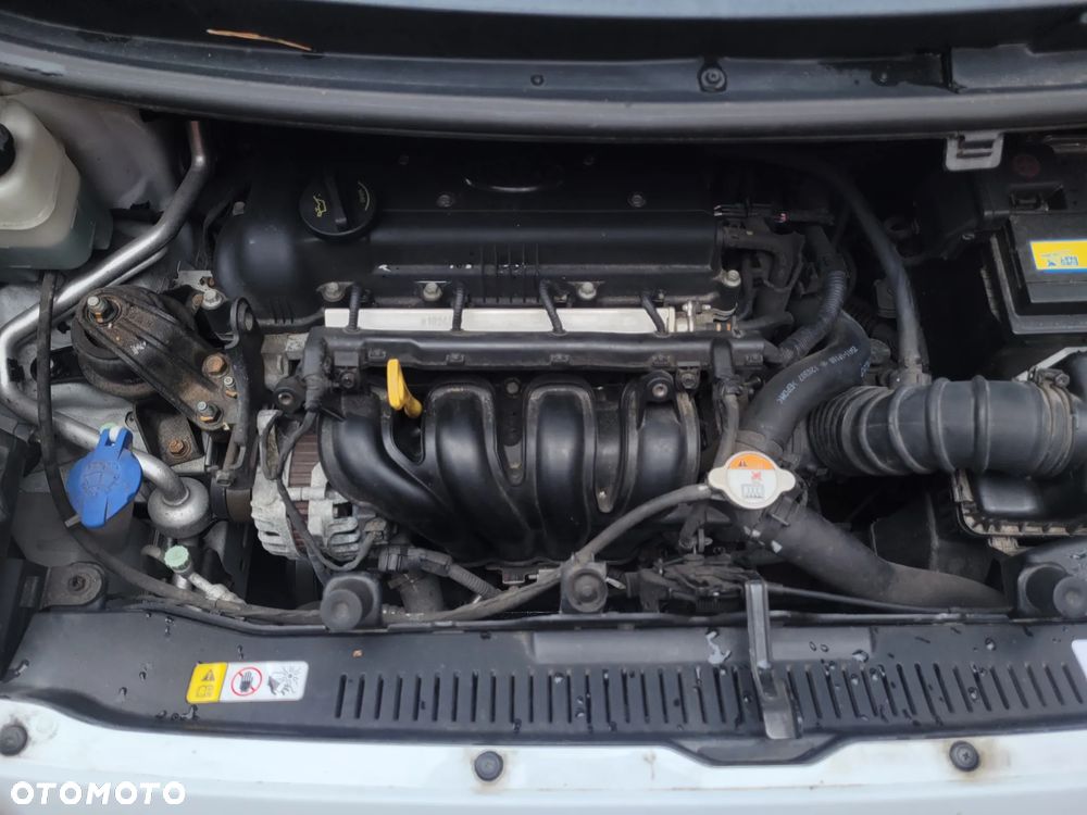 Kia Venga 1.4 CVVT Attract - 21