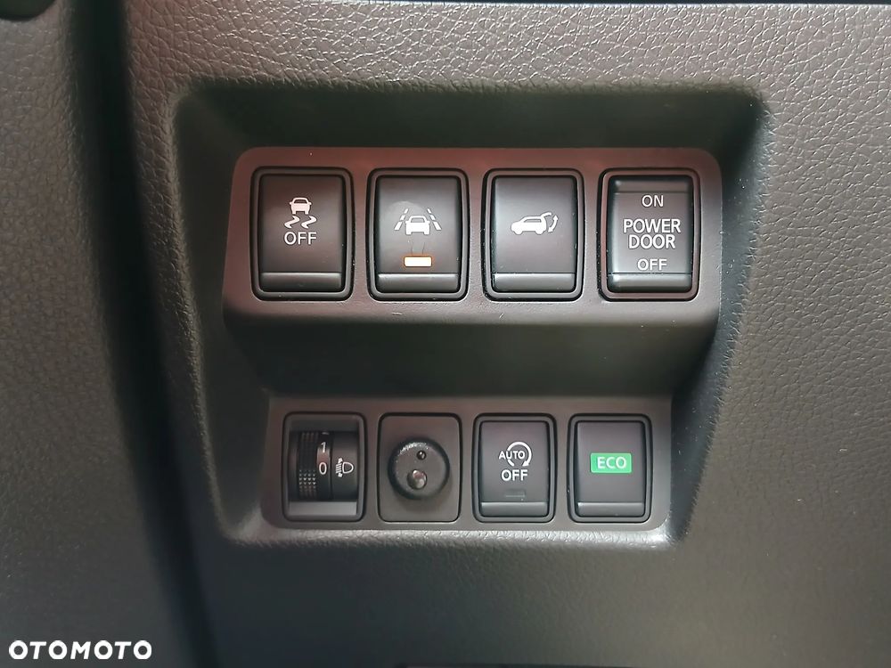 Nissan X-Trail - 10