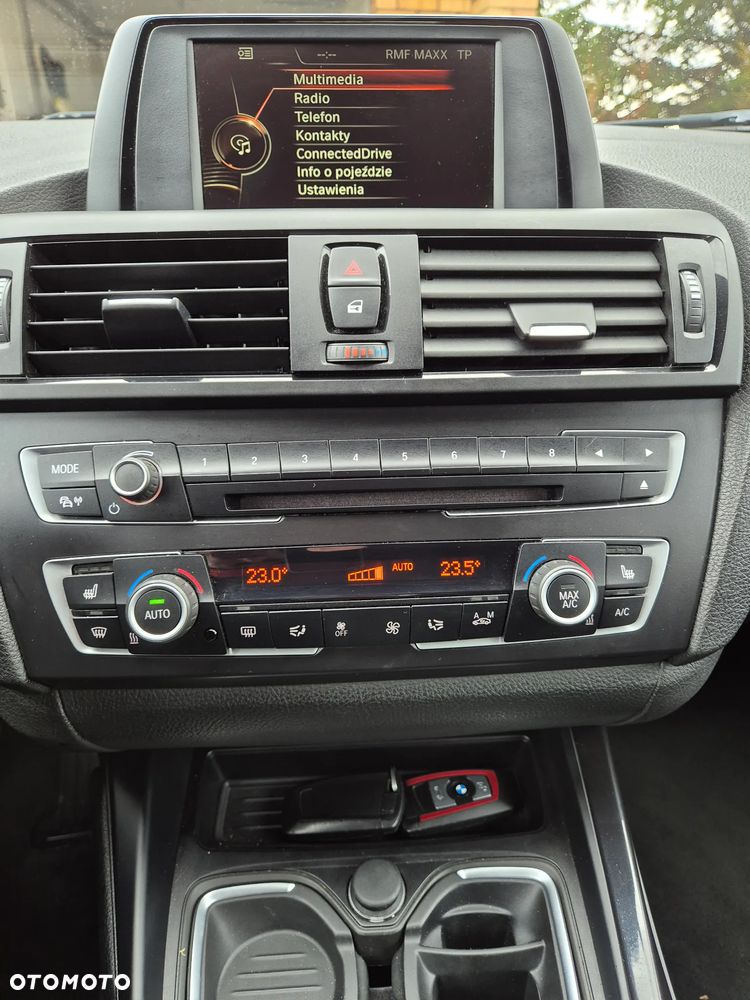 BMW Seria 1 116i Sport Line - 36