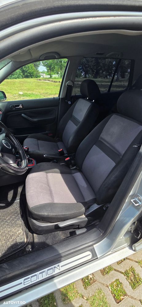 Volkswagen Golf 1.9 TDI - 12