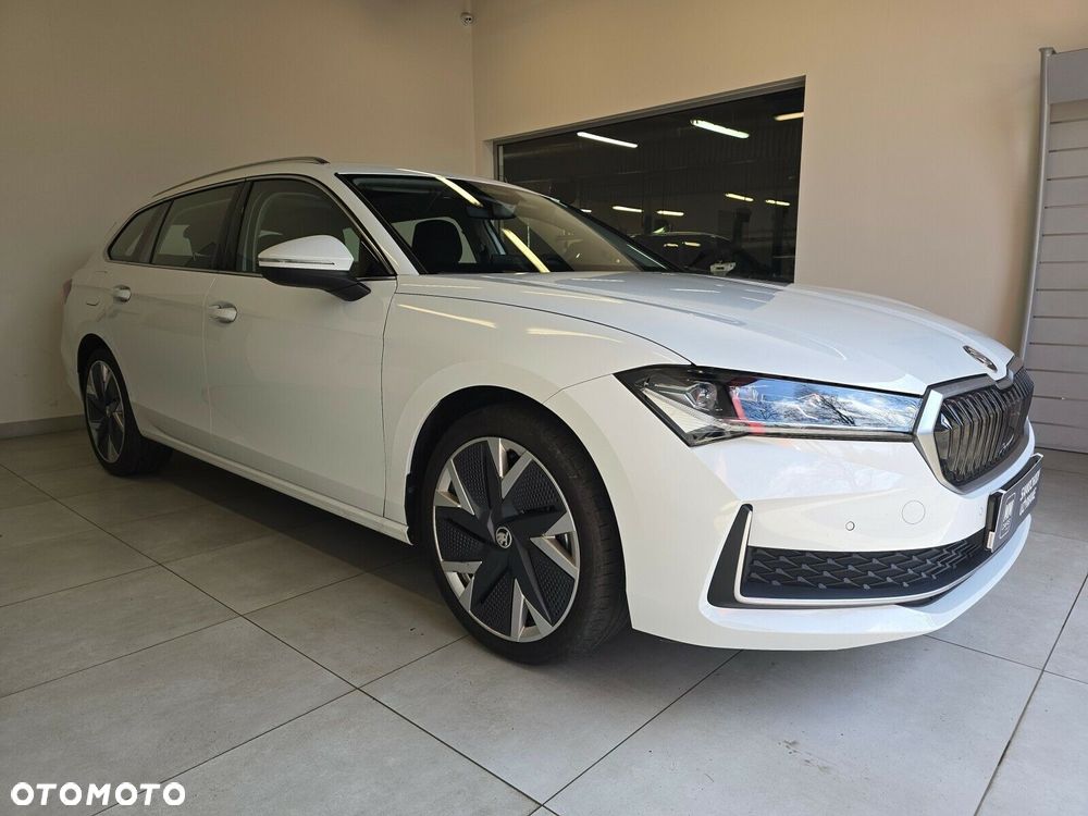 Skoda Superb 2.0 TDI SCR 4x4 Selection DSG - 4