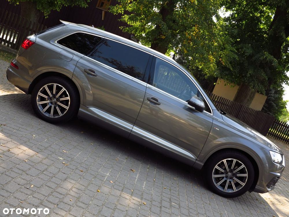 Audi Q7 - 7