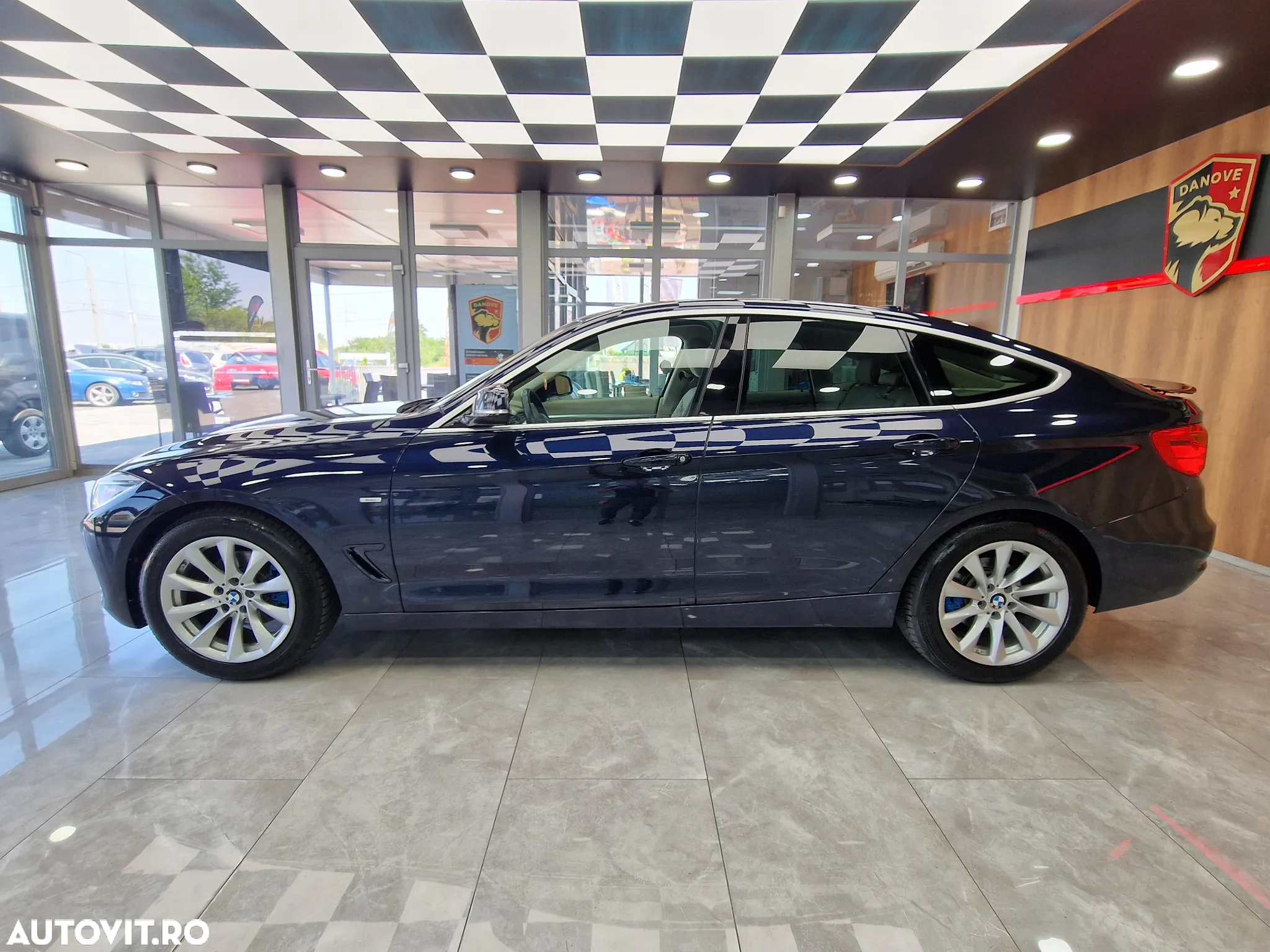 BMW Seria 3 320d GT Aut. - 4