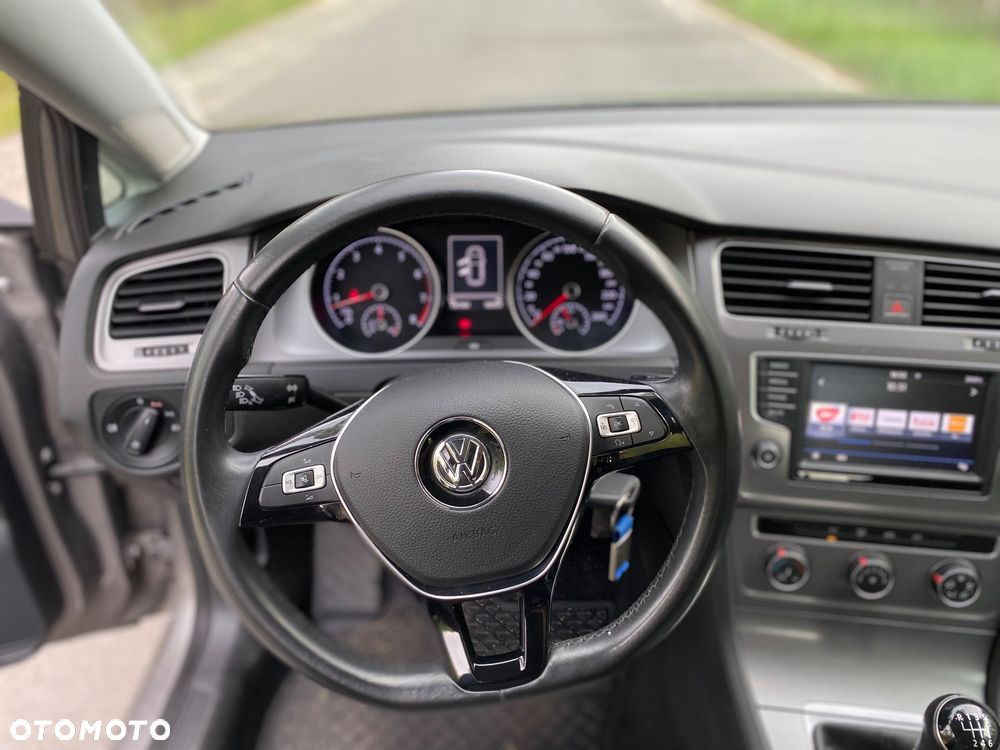 Volkswagen Golf 1.2 TSI BMT Start - 10
