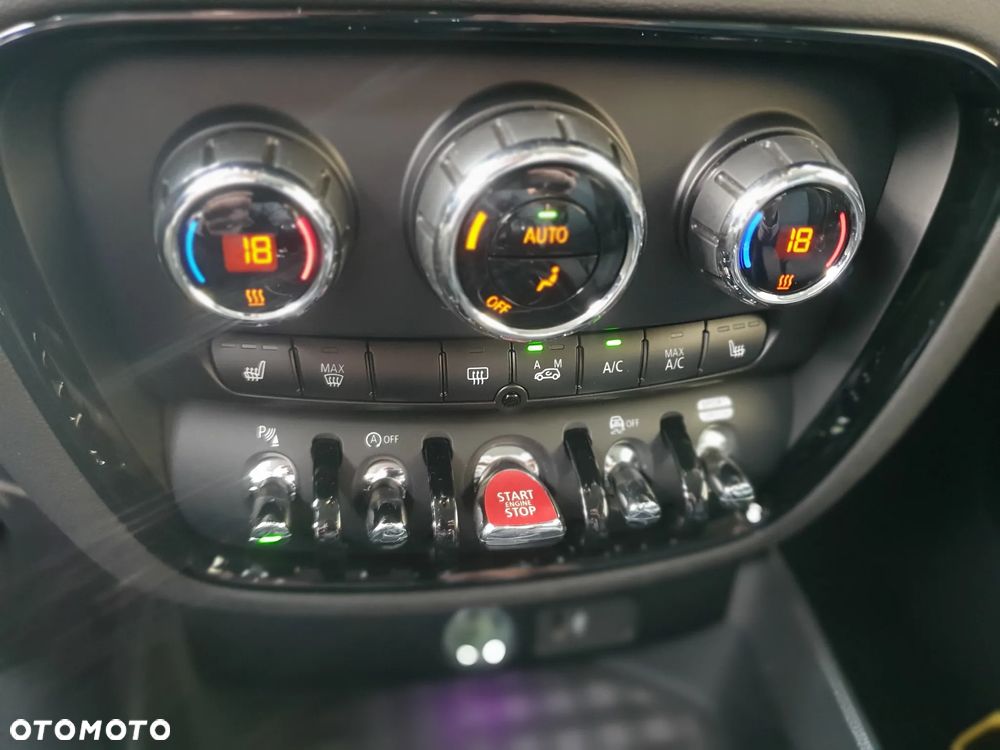 MINI Clubman Cooper - 11