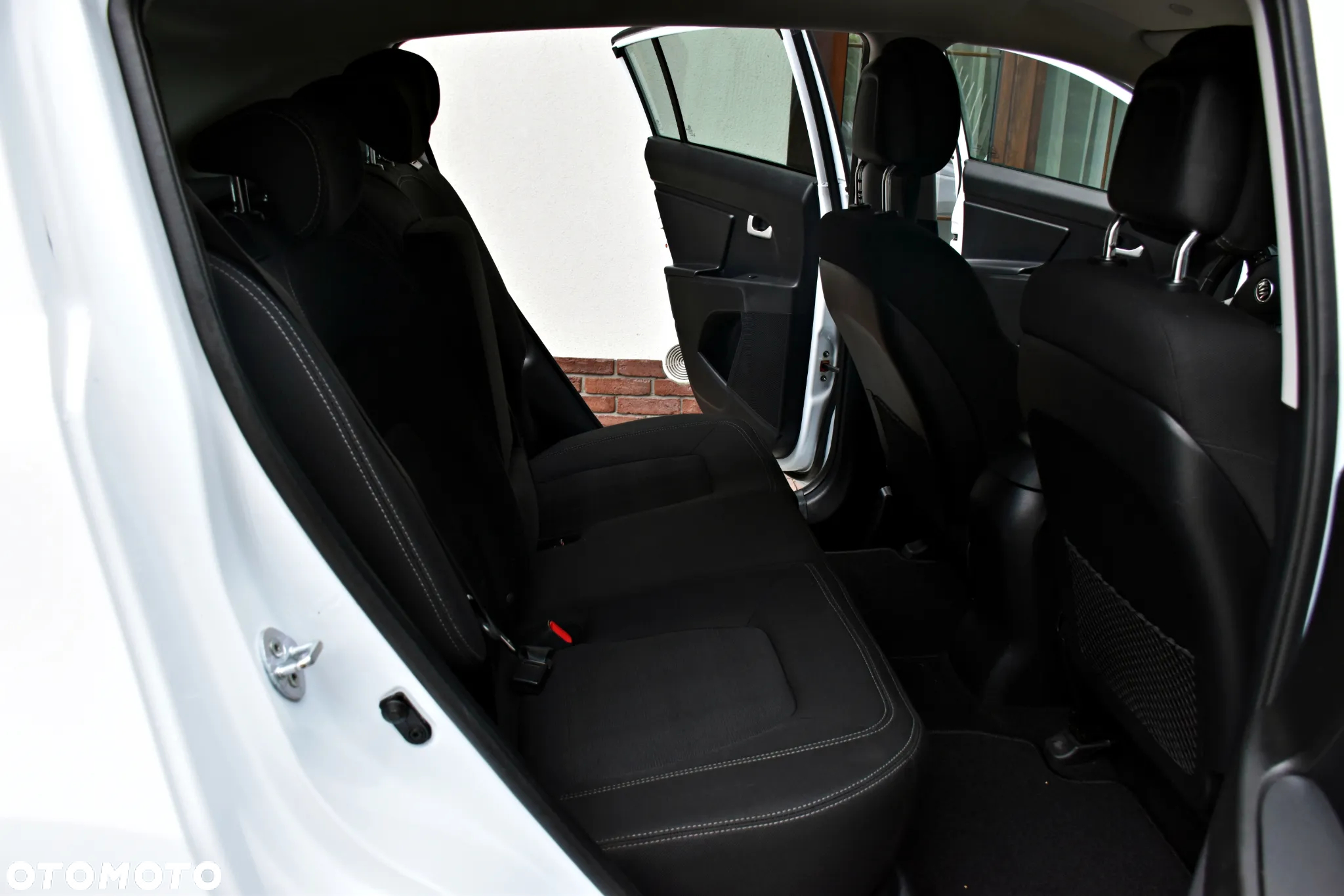 Kia Sportage 1.6 GDI 2WD Spirit - 30
