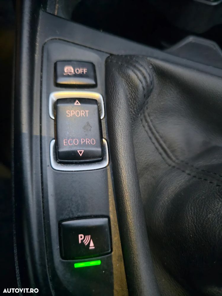 BMW Seria 1 120i - 9