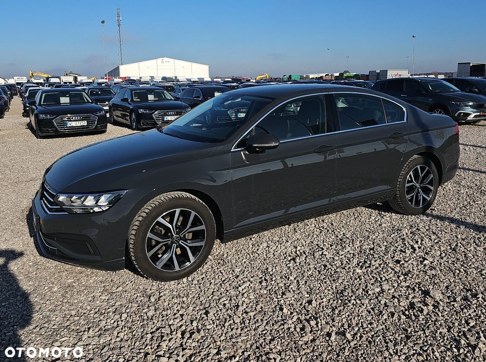 Volkswagen Passat 2.0 TSI Business DSG - 1