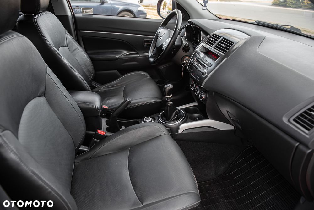 Mitsubishi ASX 1.8 DI-D 2WD Inform - 12