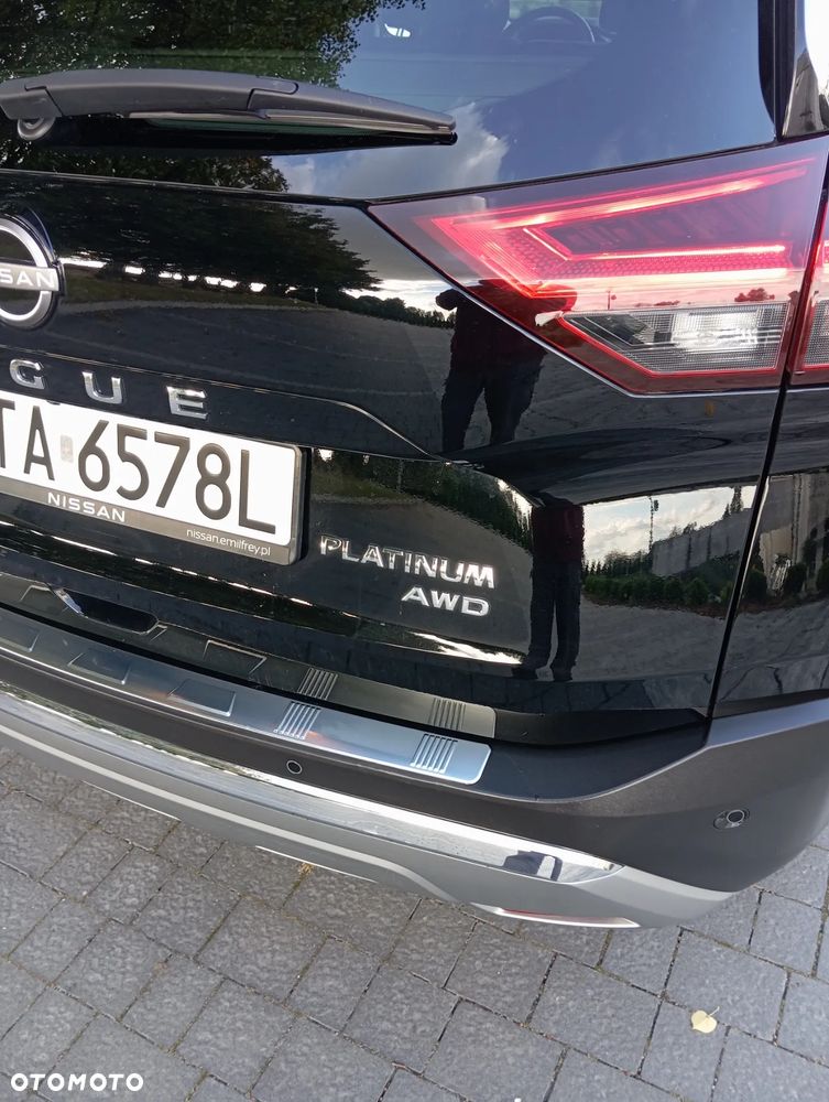 Nissan Rogue - 32