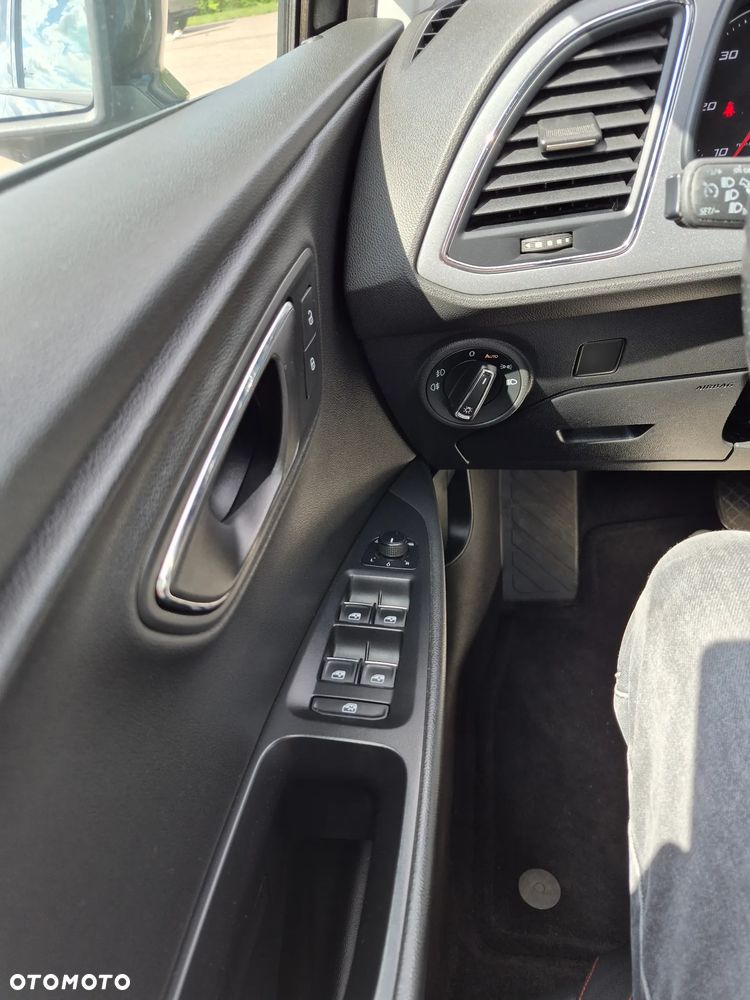 Seat Leon 2.0 TDI FR S&S DSG - 35