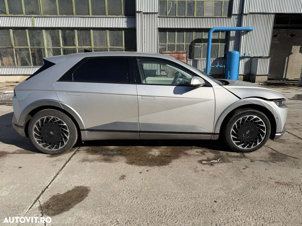 Hyundai IONIQ 5 - 12