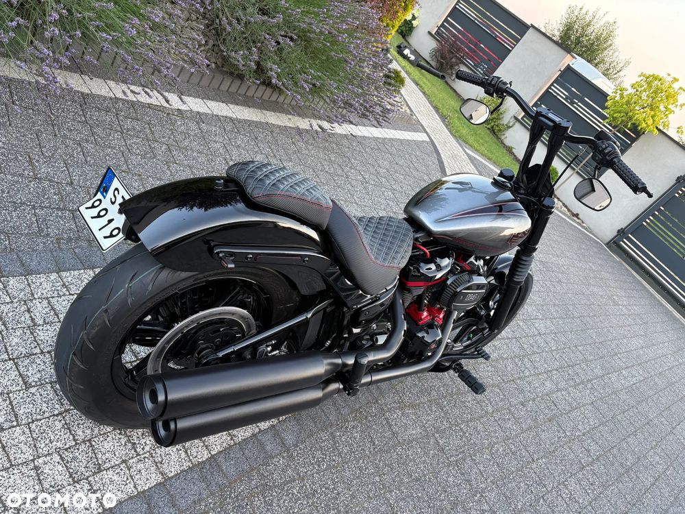 Harley-Davidson Softail Street Bob - 5