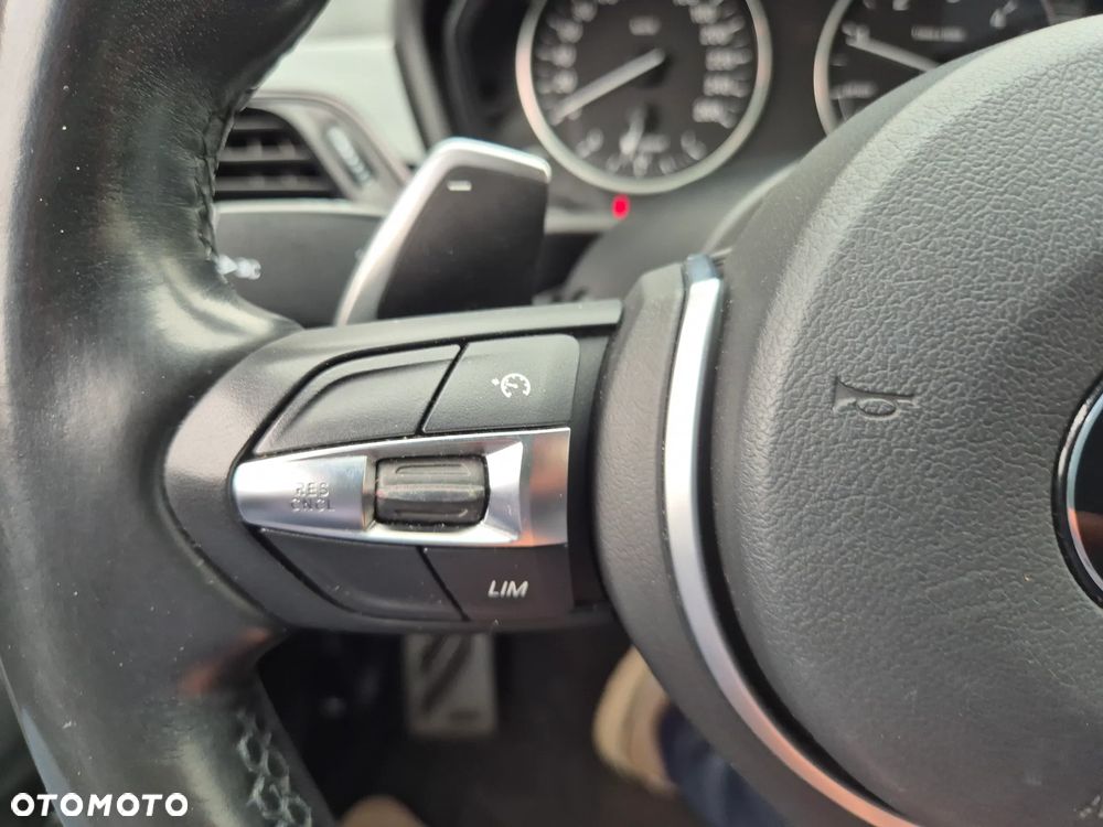 BMW X1 xDrive18d M Sport - 12