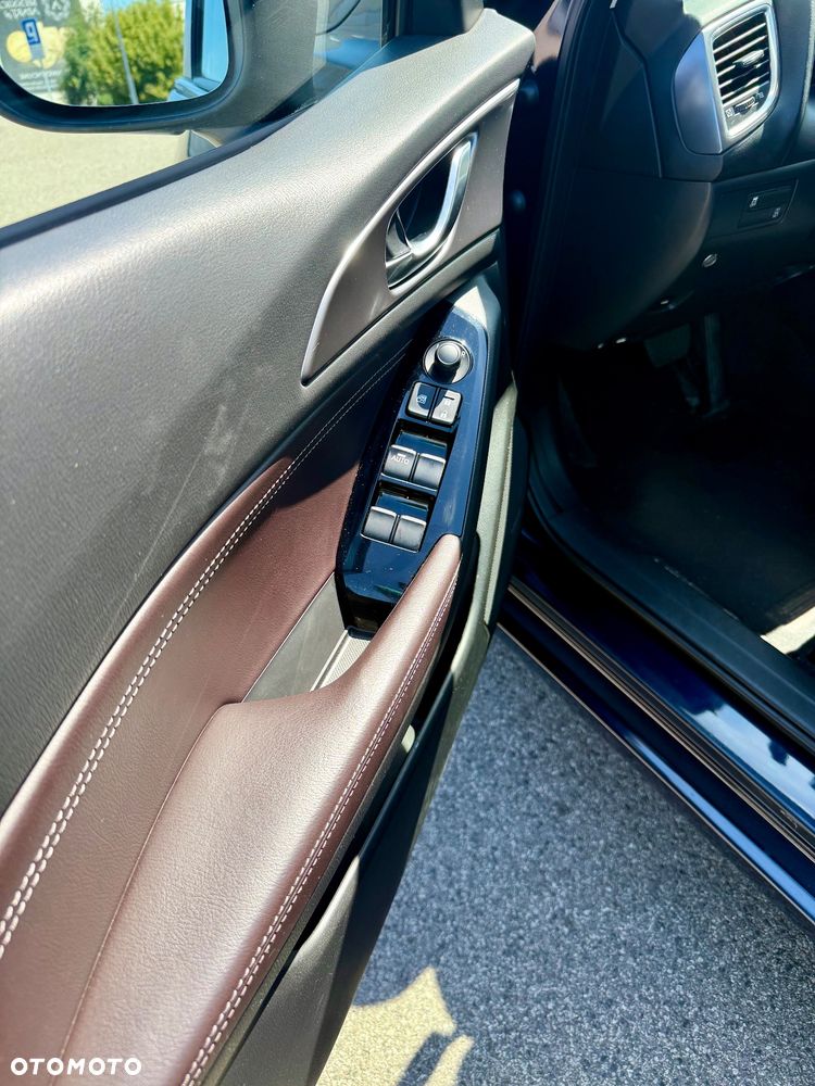 Mazda 3 - 17