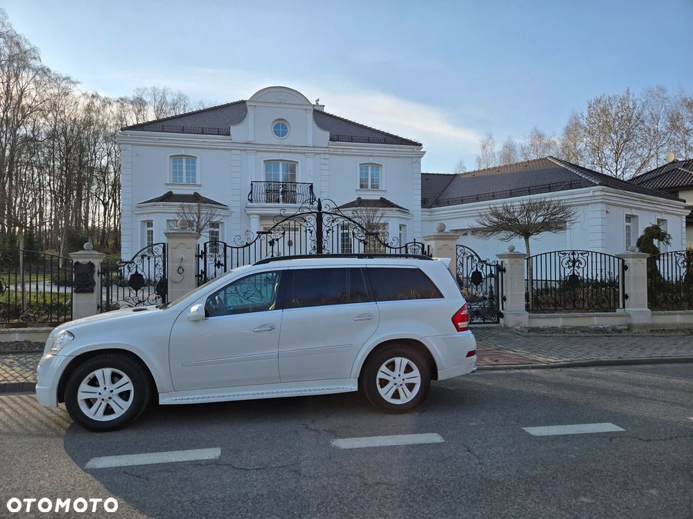 Mercedes-Benz GL 500 4Matic 7G-TRONIC - 2
