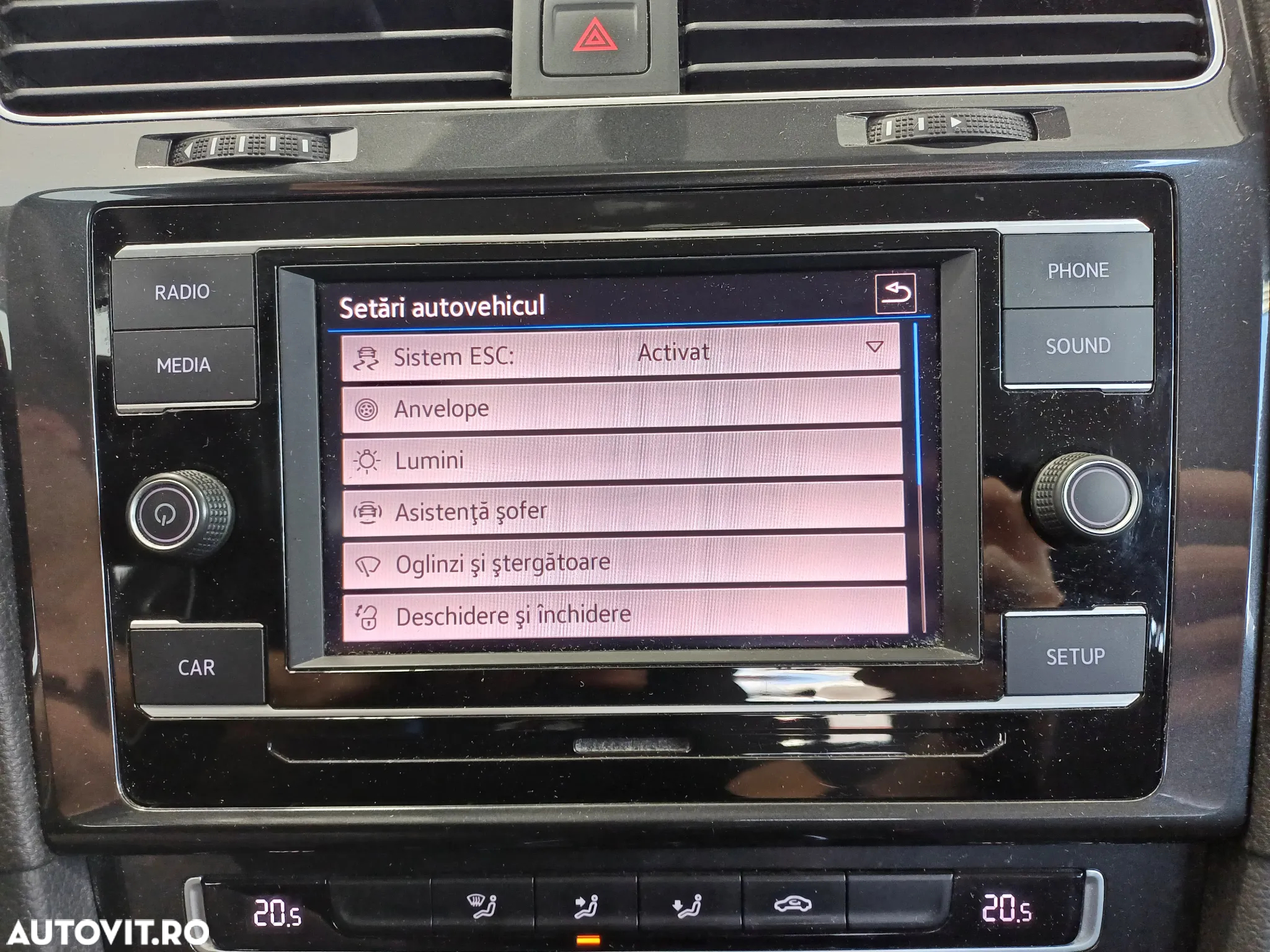 Volkswagen Golf 1.6 TDI Comfortline - 14