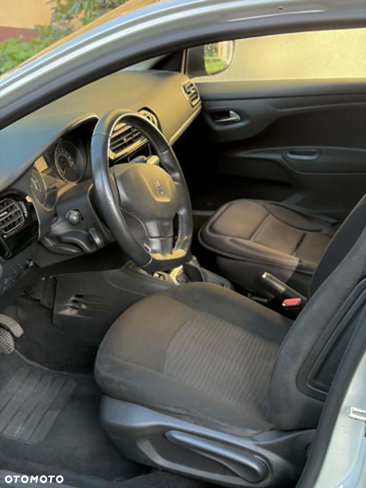 Peugeot 301 1.6 BlueHDi Active - 6