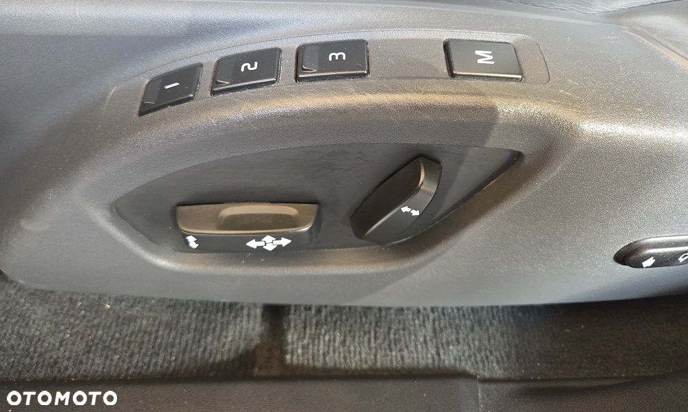 Volvo XC 60 D4 Geartronic RDesign - 23