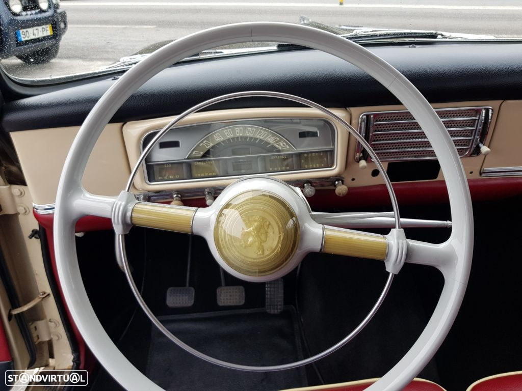 Peugeot 403 La Berline Grand Luxe Toit Fixe - 26