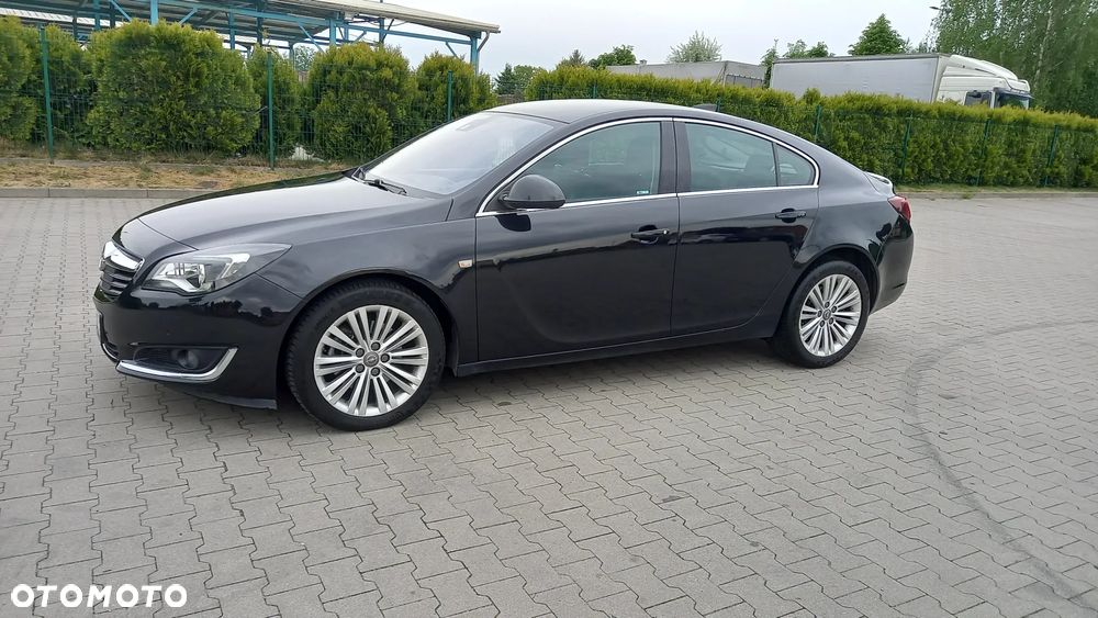 Opel Insignia - 15