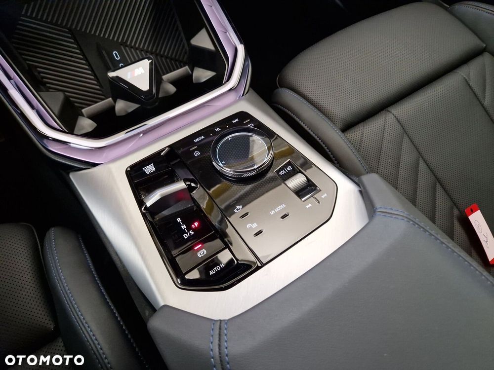 BMW X3 xDrive20 mHEV - 17