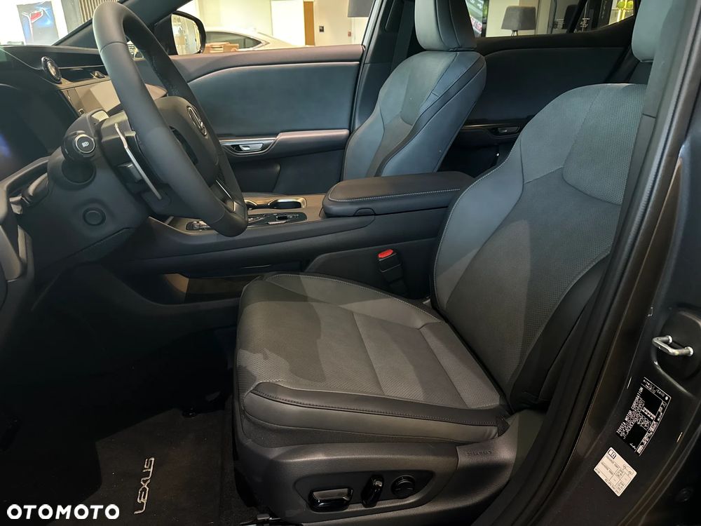 Lexus RZ 350e 77kWh Prestige - 13