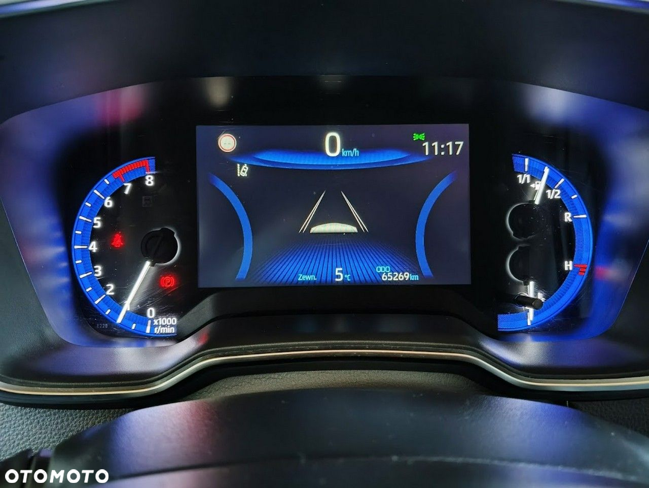 Toyota Corolla - 22