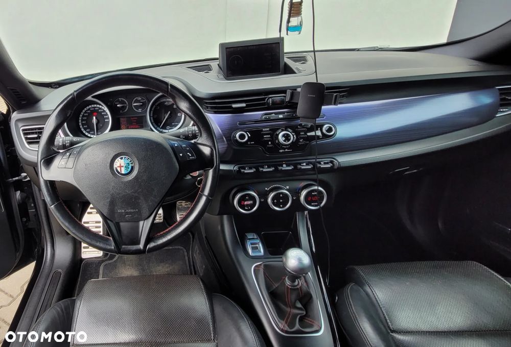 Alfa Romeo Giulietta 2.0 JTDM Distinctive - 12