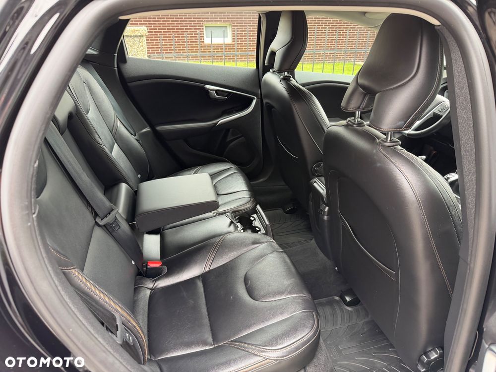 Volvo V40 Cross Country D2 Plus - 13