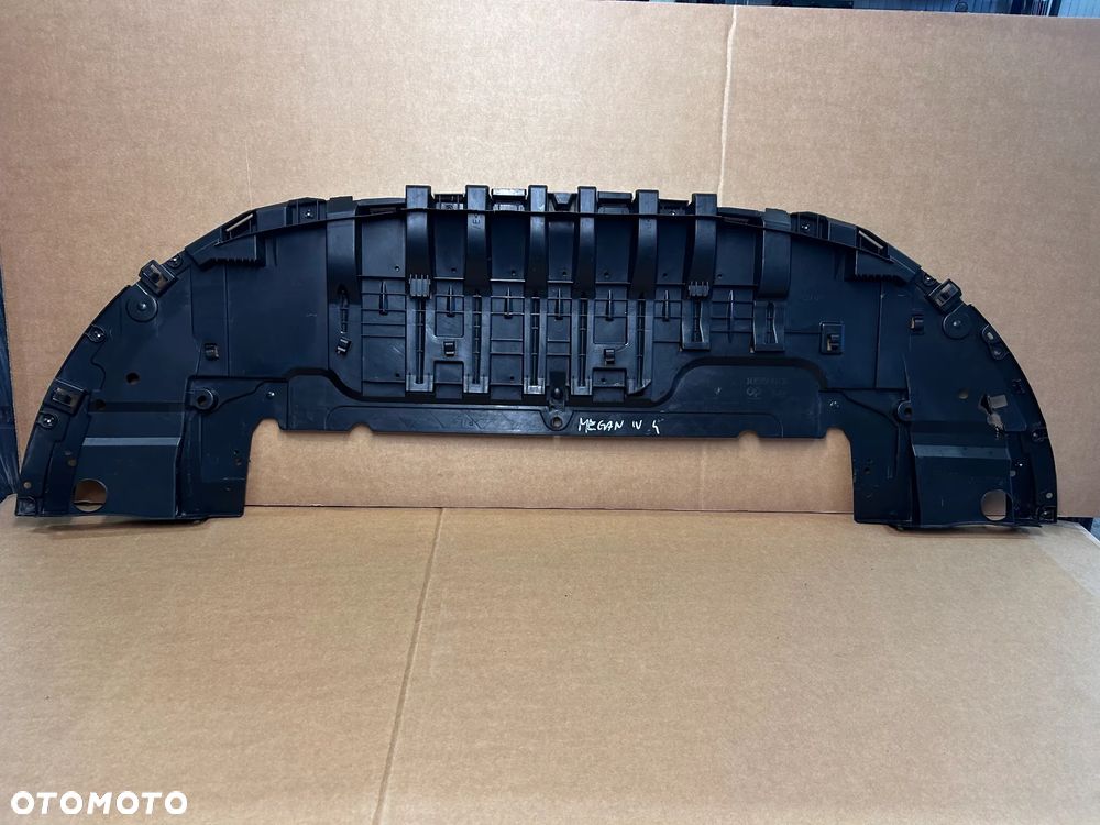 RENAULT MEGANE IV PŁYTA OSŁONA POD ZDERZAK PRZEDNI  622353709R