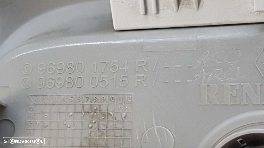 LUZ INTERIOR RENAULT CLIO IV LIMITED - 2