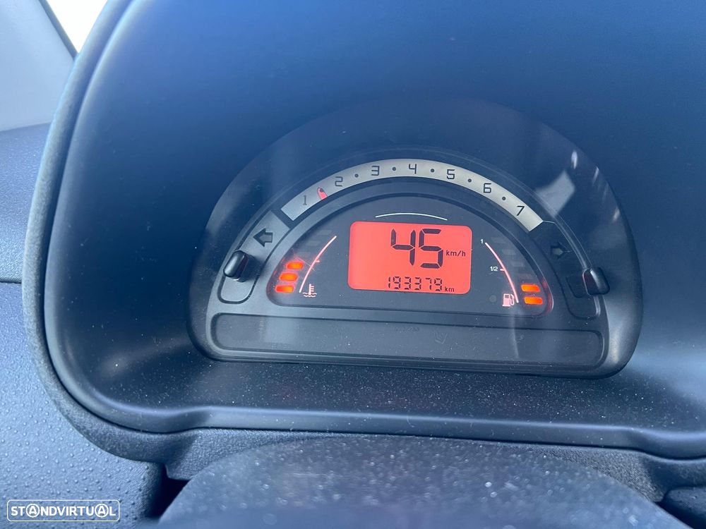 Citroën C2 1.1 - 10