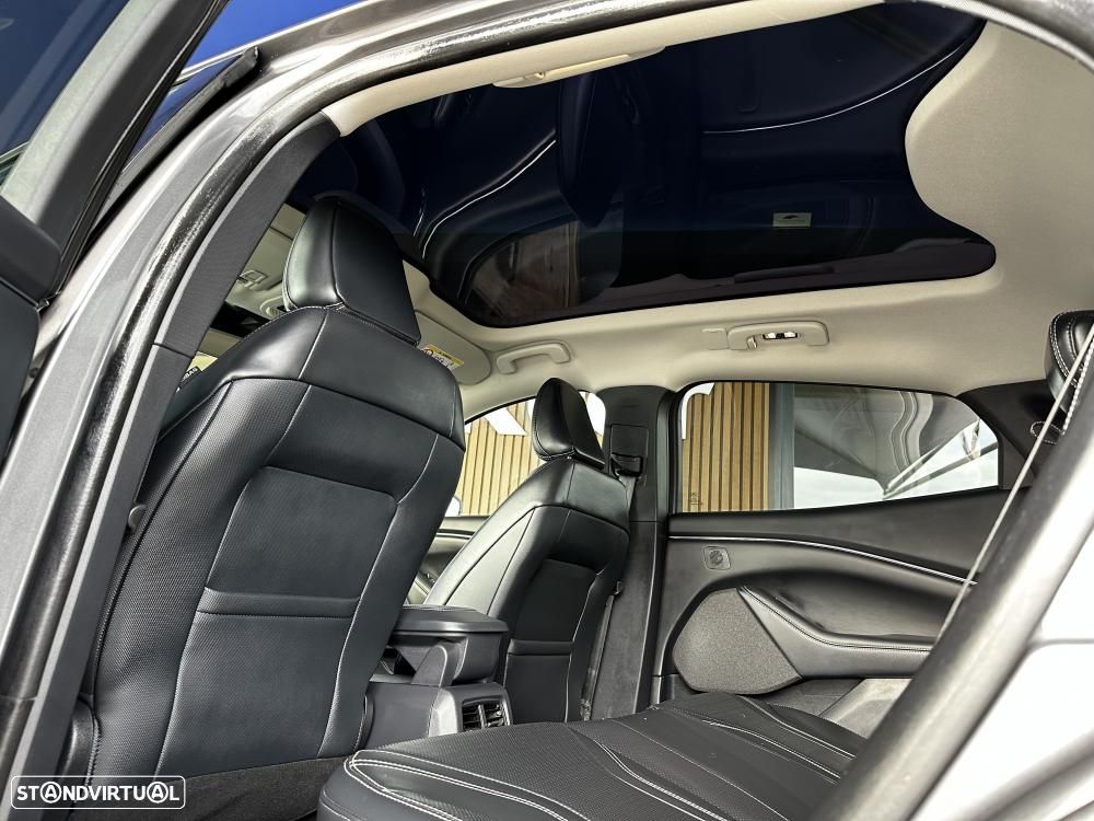 Ford Mustang Mach-E Standard - 47