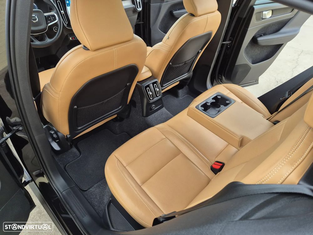 Volvo XC 40 1.5 T5 PHEV Inscription - 36