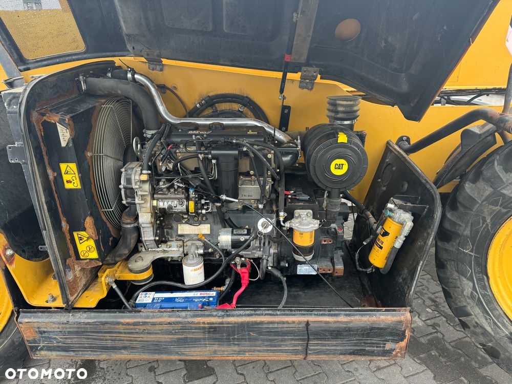 Caterpillar TH 414 Cat Super Stan - 24